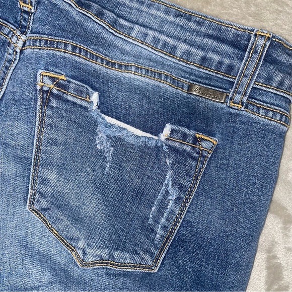 KanCan Ankle Cropped Distressed Hem Jeans Size 13/30 - Picture 4 of 11